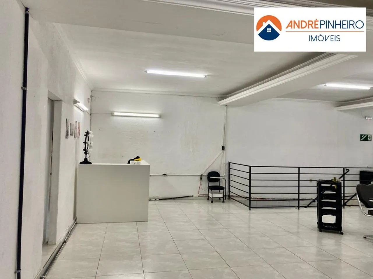 Prédio Comercial à Venda no Santa Mônica, BH | Com Renda de Aluguel, Lojas e Quitinetes - Foto 4