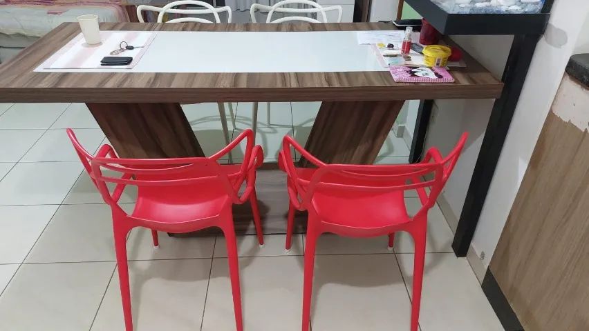 MESA DE JANTAR EM MDF E ACRÍLICO - Foto 4