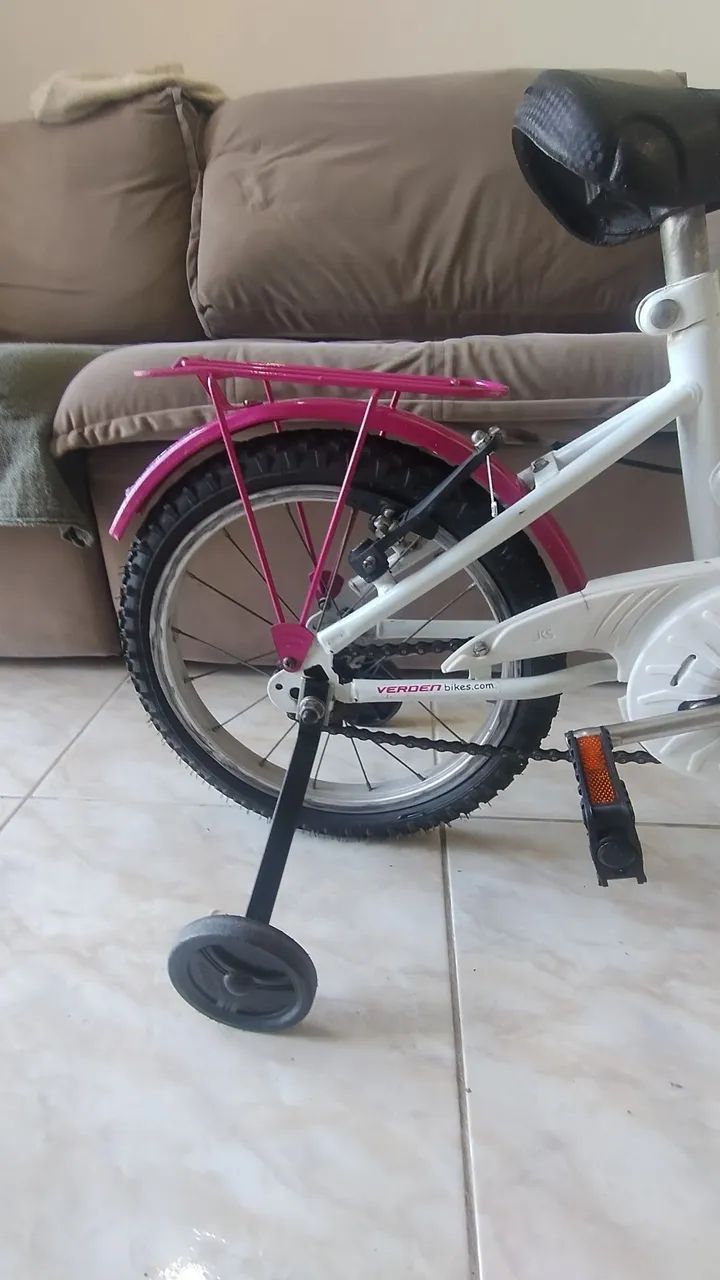 Bicicleta infantil aro 16 freio cesto e buzina  - Foto 5