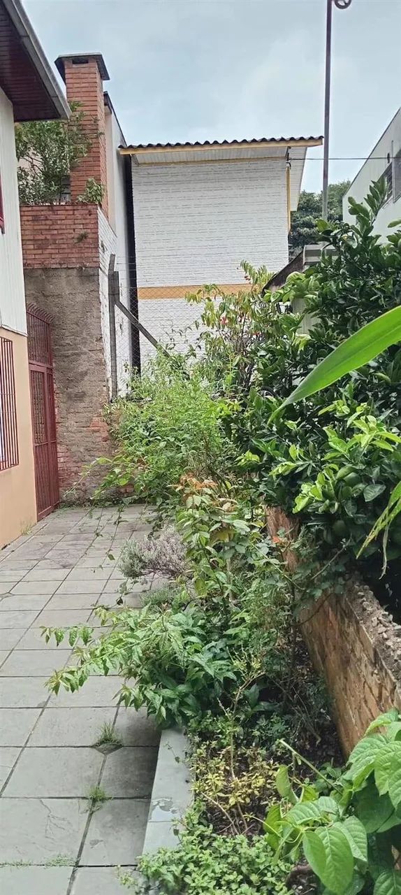 TERRENO COM DUAS CASAS PARA VENDA CENTRO - Foto 2