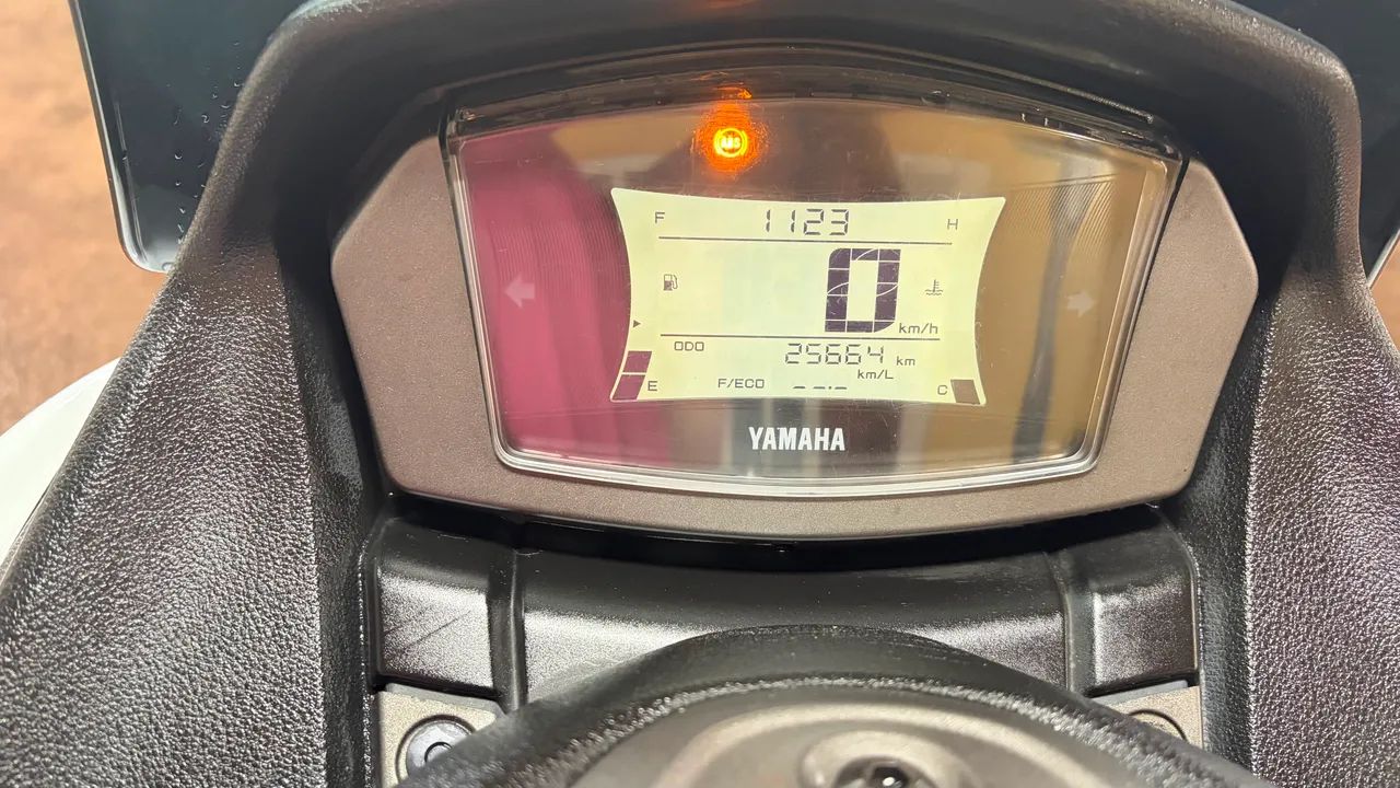 Vendo nmax  - Foto 4