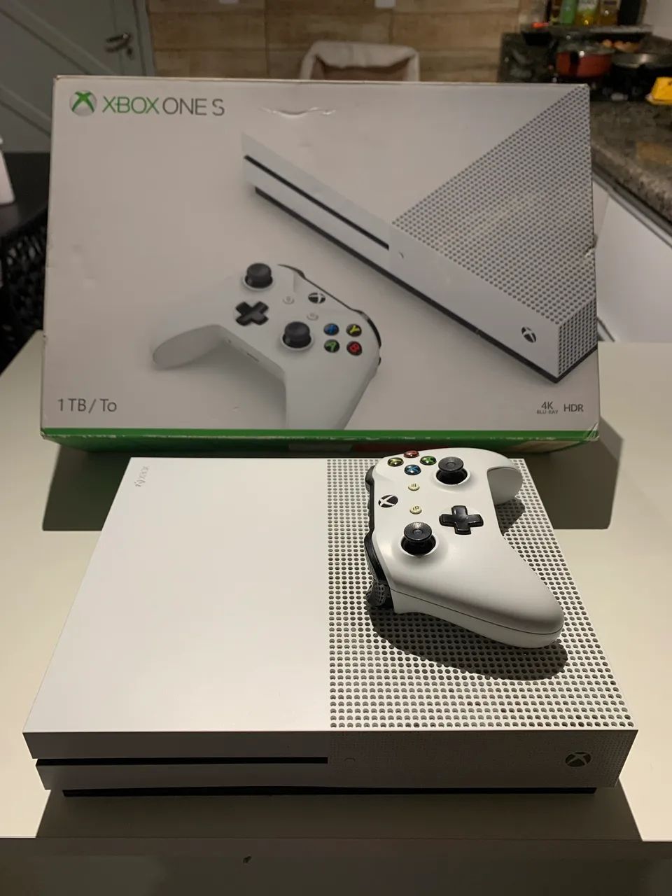 XBOX ONE S 1,6TB