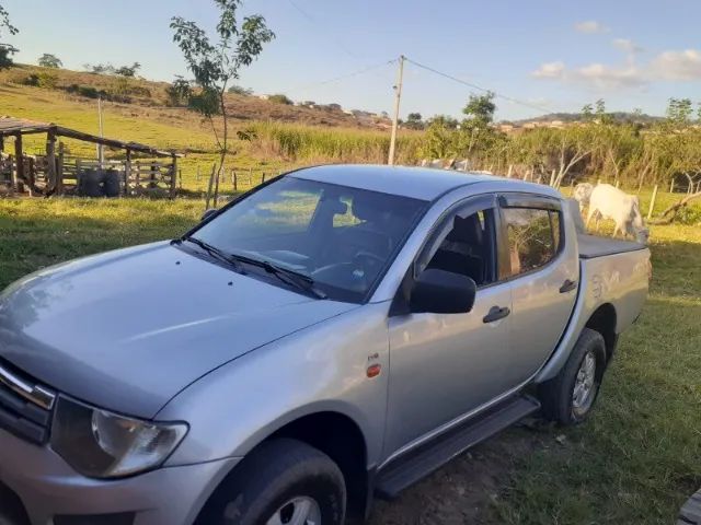 Mitsubishi L200 2015