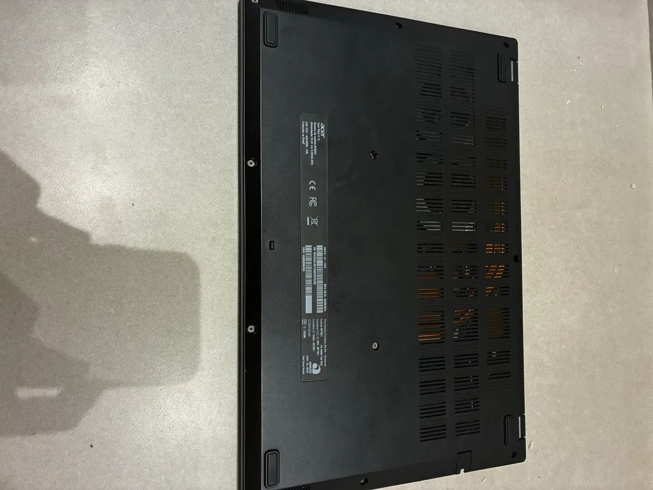 Acer nitro V15 ( usado)