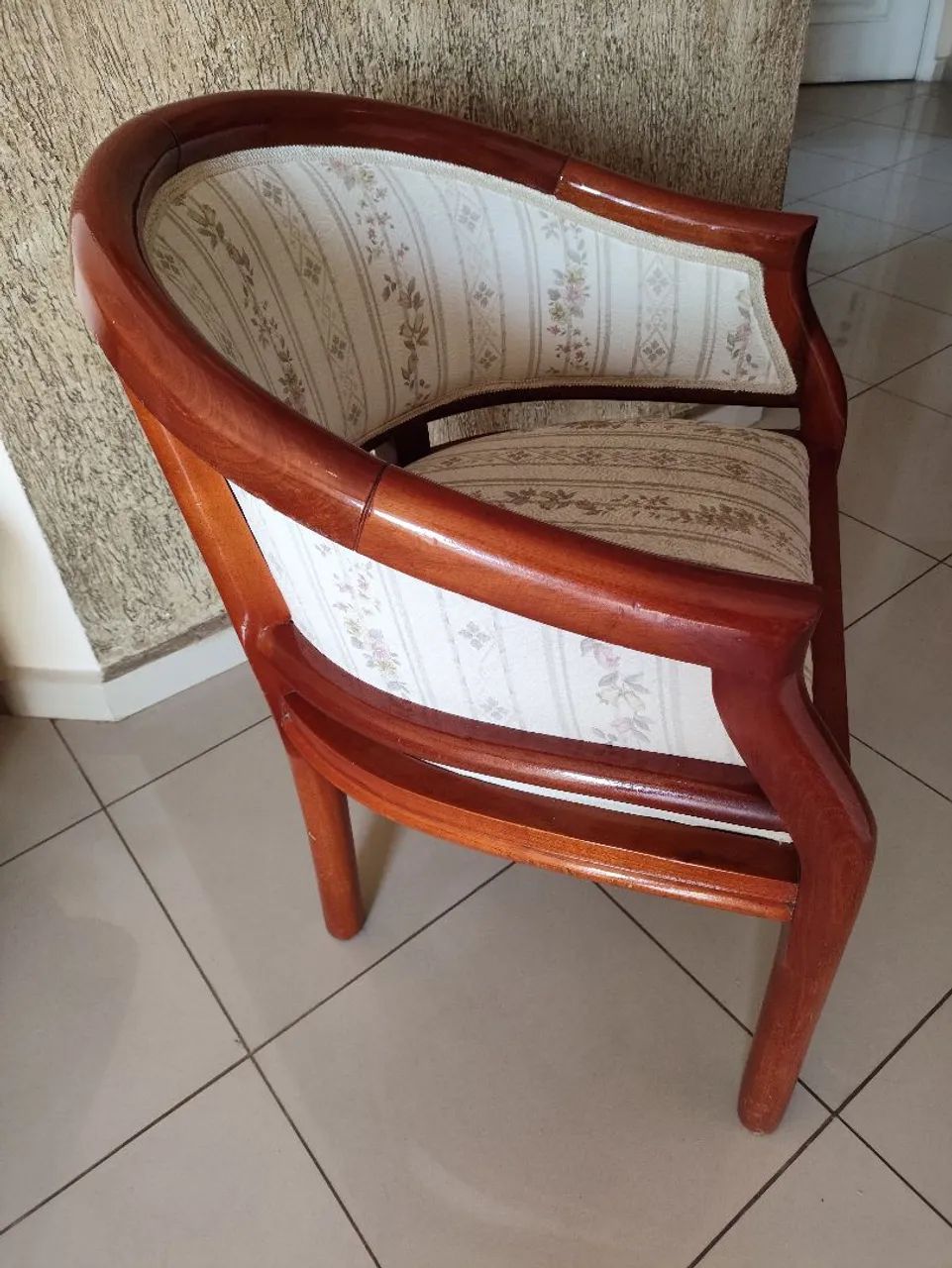 Poltrona Clássica Estilo Inglês  - Foto 2