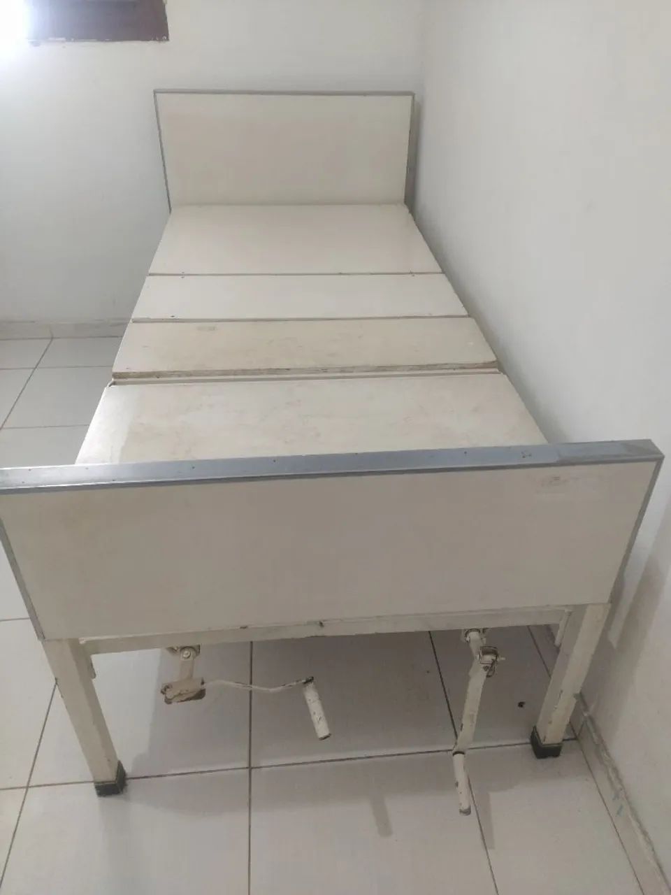 Cama articulada hospitalar  - Foto 3