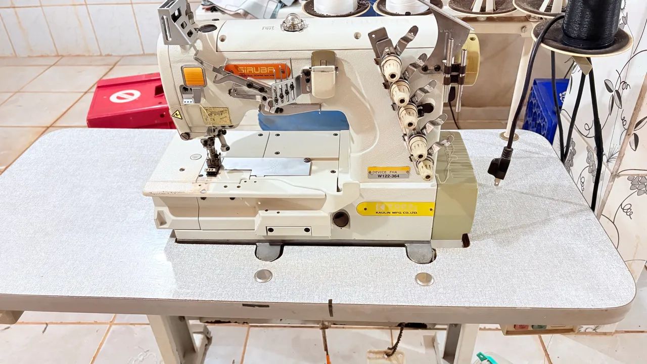 Vende se uma galoneira siruba