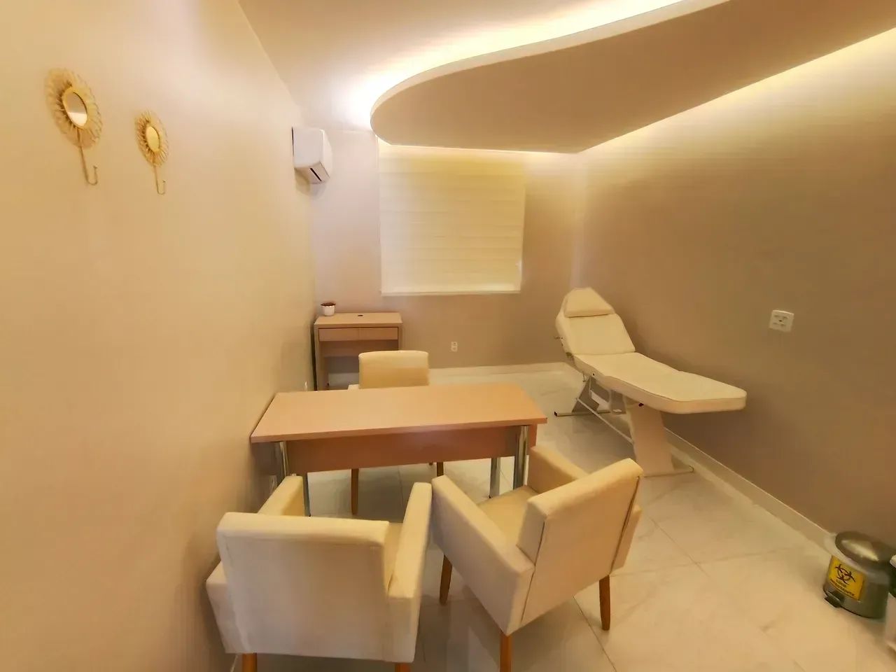 Sala de Consulta para Locação  Sublime Saúde e Estética | Grageru  Aracaju/SE - Foto 2