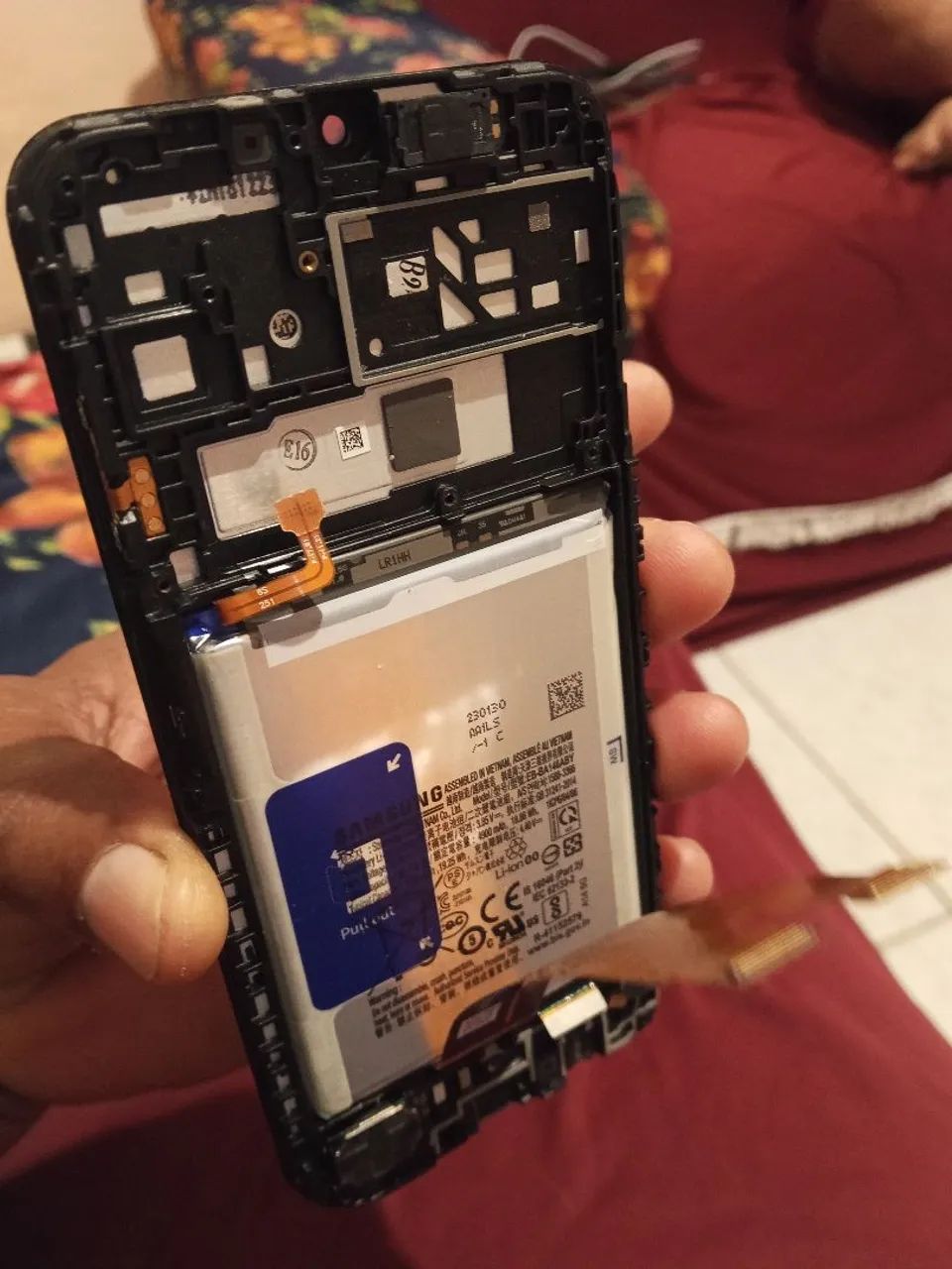Vendo tela e bateria do celular Samsung A14 - Foto 5