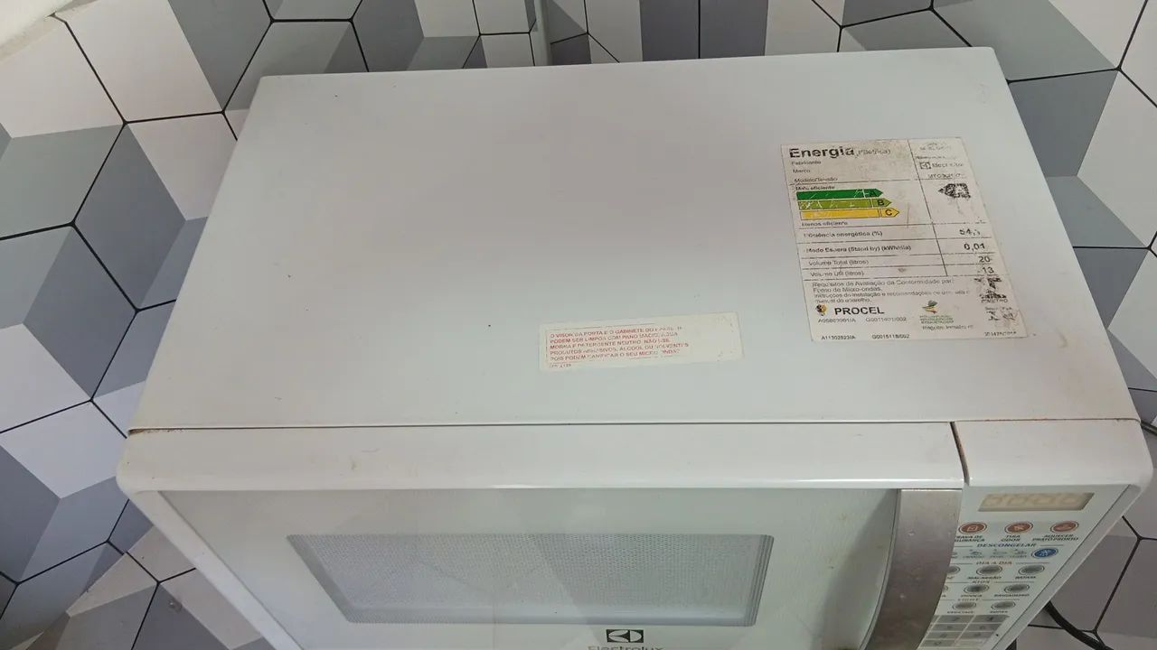 Vendo Microondas Eletrolux de 20L - Foto 5