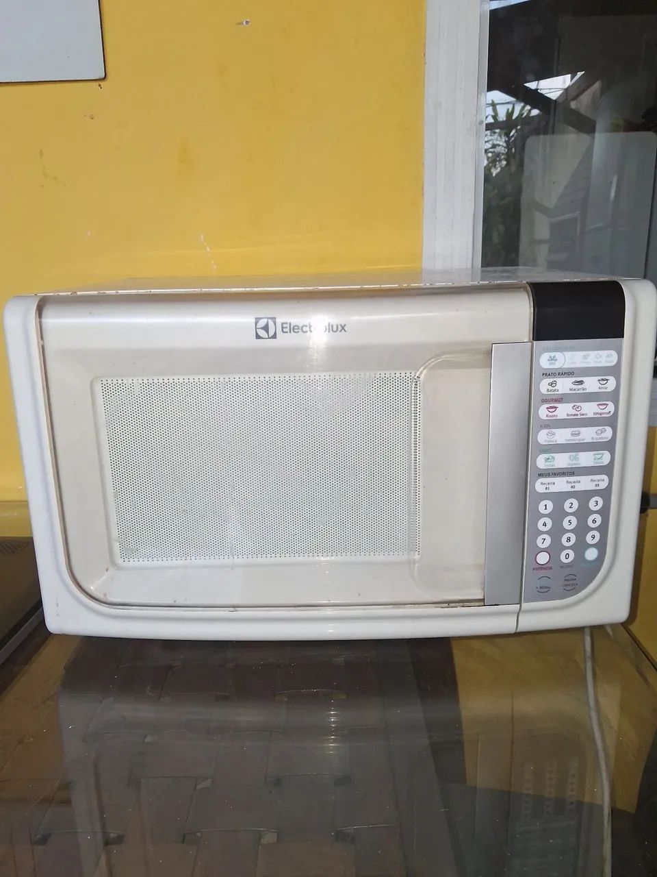 Micro-ondas funcionando perfeitamente 