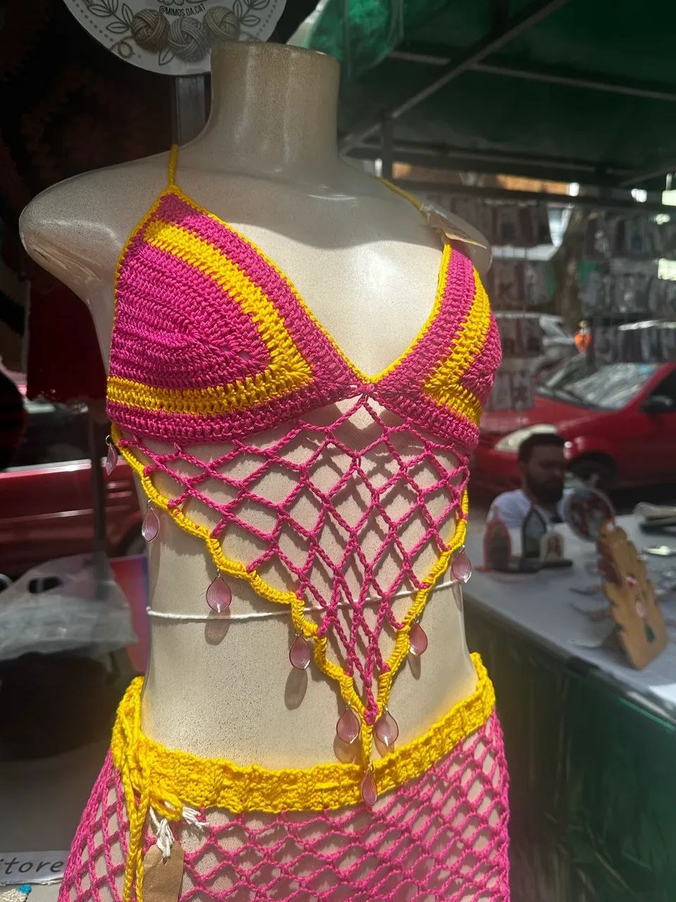 Saída de praia de crochê rosa tamanho M - Foto 4