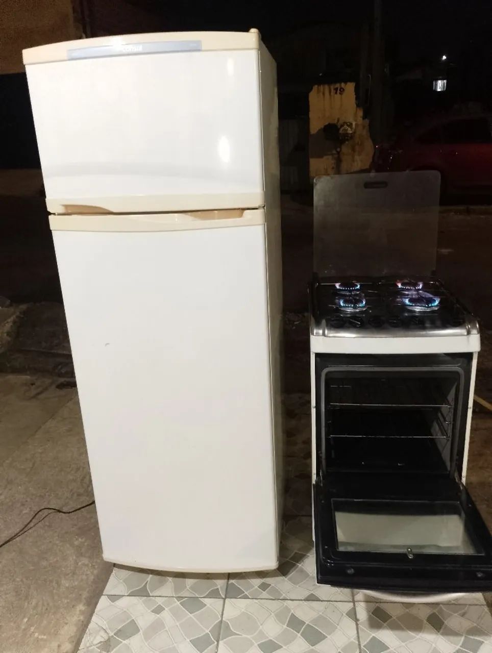GELADEIRA CONSUL DUPLEX E SOFÁ RETRÁTIL E RECLINÁVEL  - Foto 3