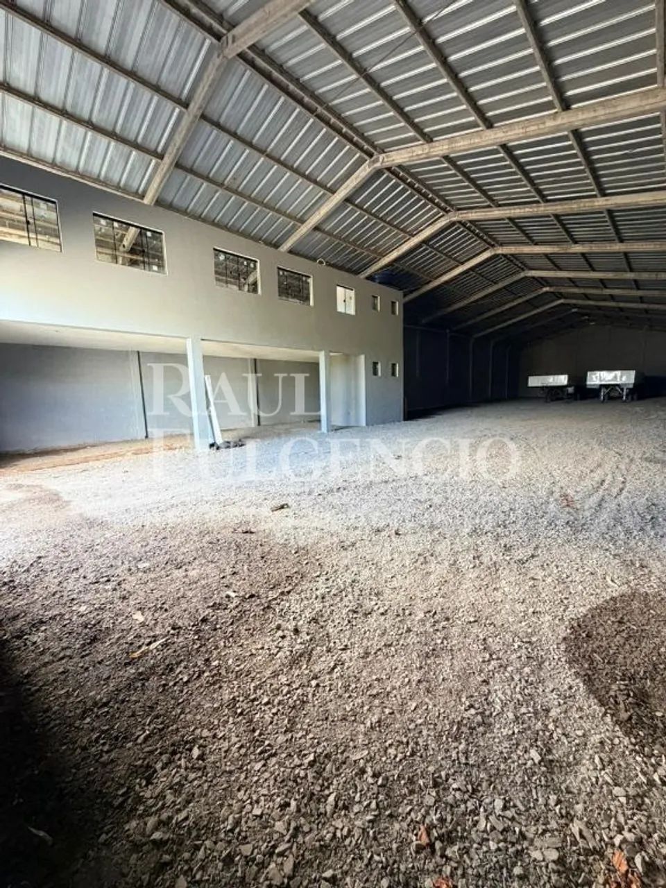 Barracão para alugar em Londrina com 825 m² zona oeste - Foto 5