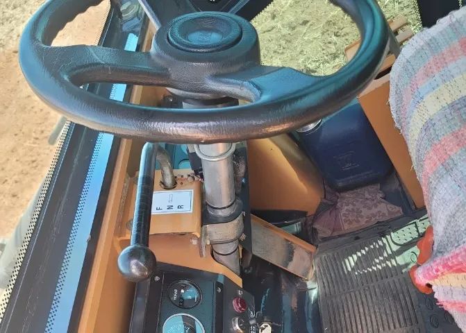 Pa Carregadeira CASE W20e ano 2016 - Foto 5