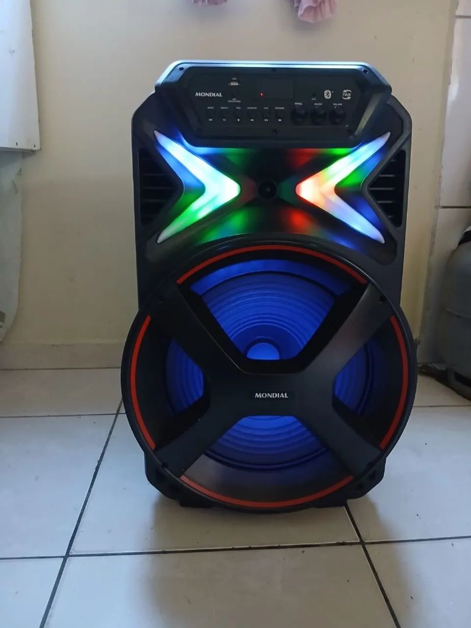 CAIXA DE SOM MONDIAL CM 700