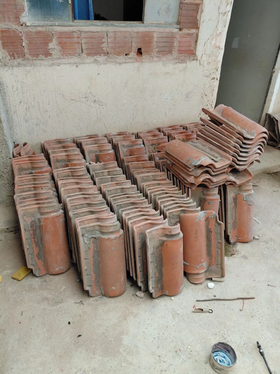 Used Roof Tiles, Yet of High Quality