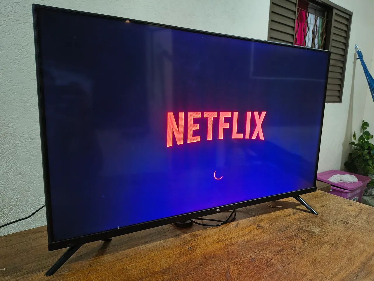 Vendo TV SMART 43 Polegadas Semi nova TCL  - Foto 4