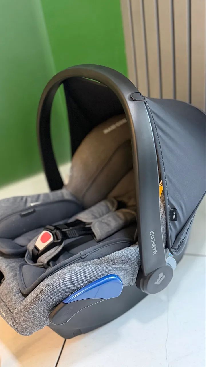 Bebê conforto + Base Citii 2 Maxi Cosi - Perfeitos  - Foto 5