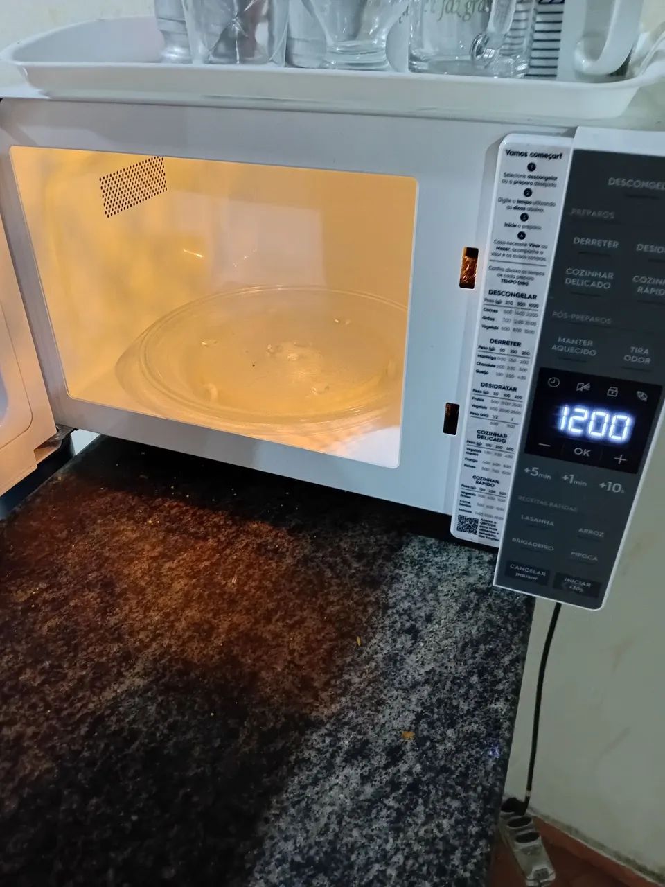 Vendo microondas 20 litros 