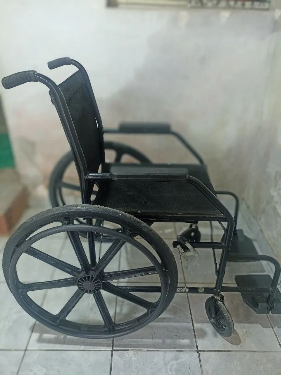 Cadeira de roda. - Foto 3