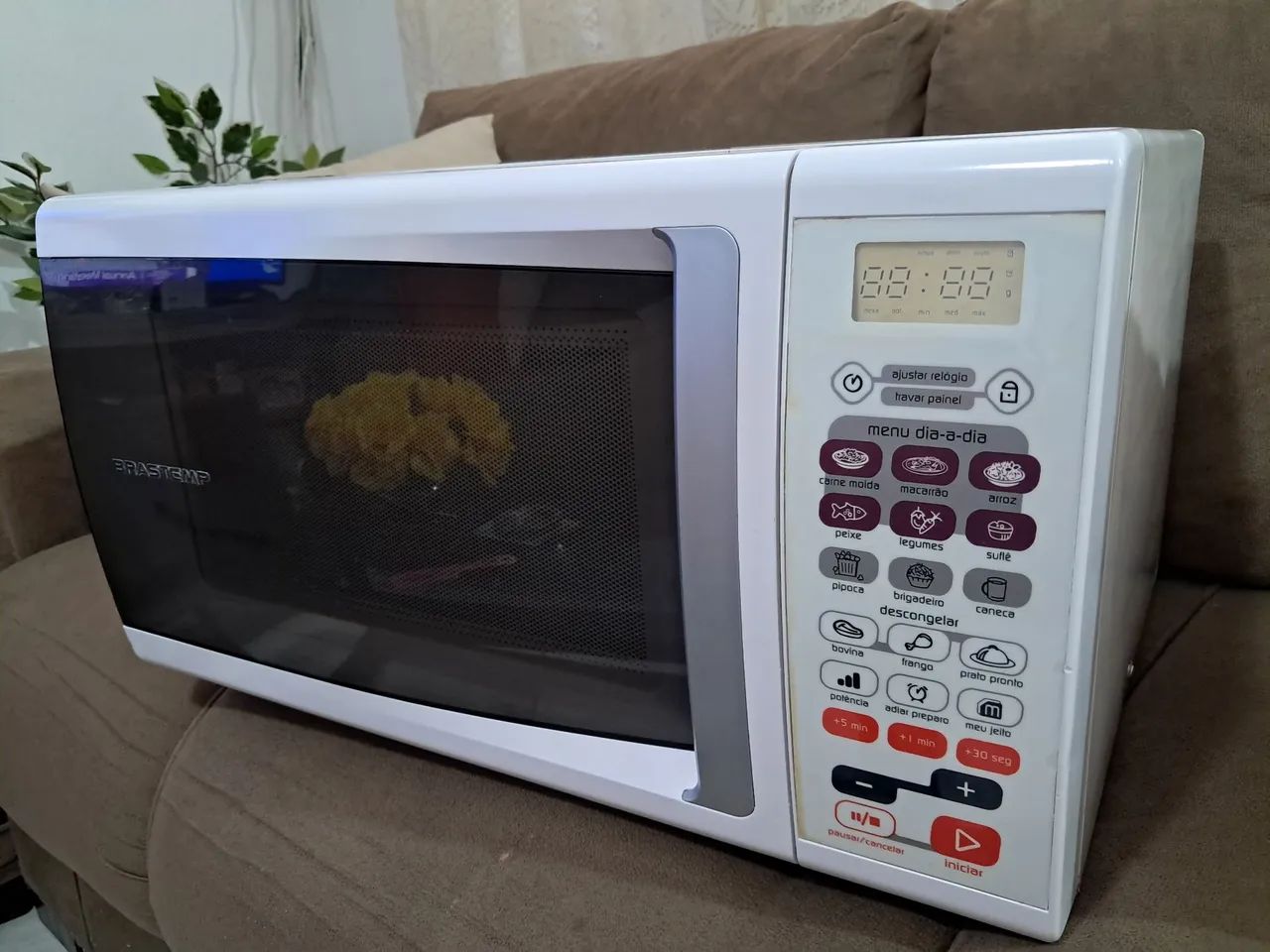 MICROONDAS BRASTEMP ( GRANDE)