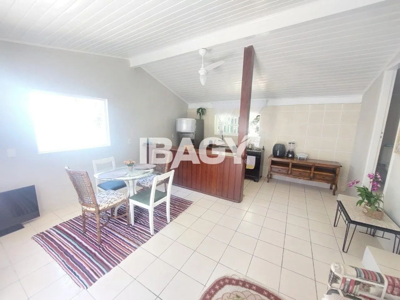 Excelente Casa 1 dormitório(s) em Sambaqui - Florianópolis - Foto 5