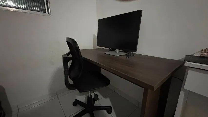 MESA DE COMPUTADOR