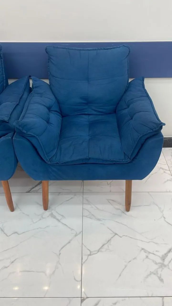 Comfortable Blue Armchairs453011514495477760