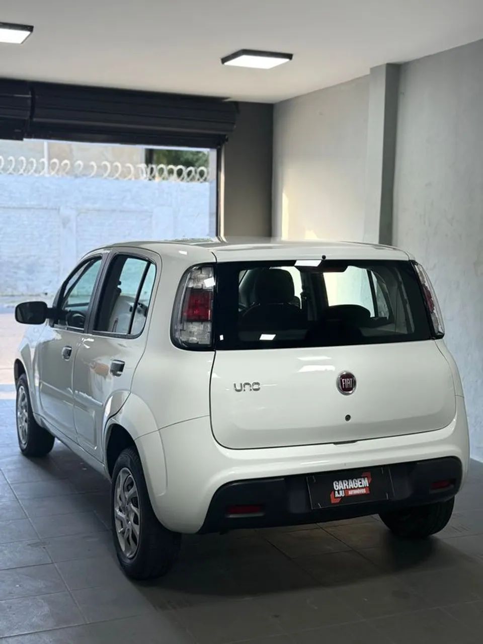 Fiat Uno Attractive 1.0 EVO Fire Flex 8V 5P 2020 - Foto 4