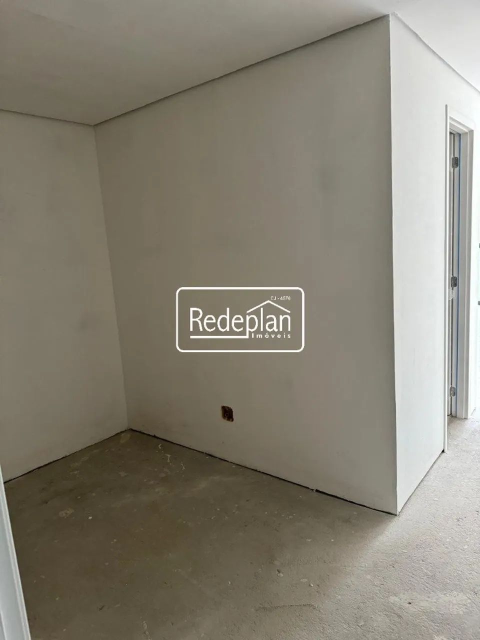 Sala comercial no bairro Ano Bom em Barra Mansa! - Foto 3