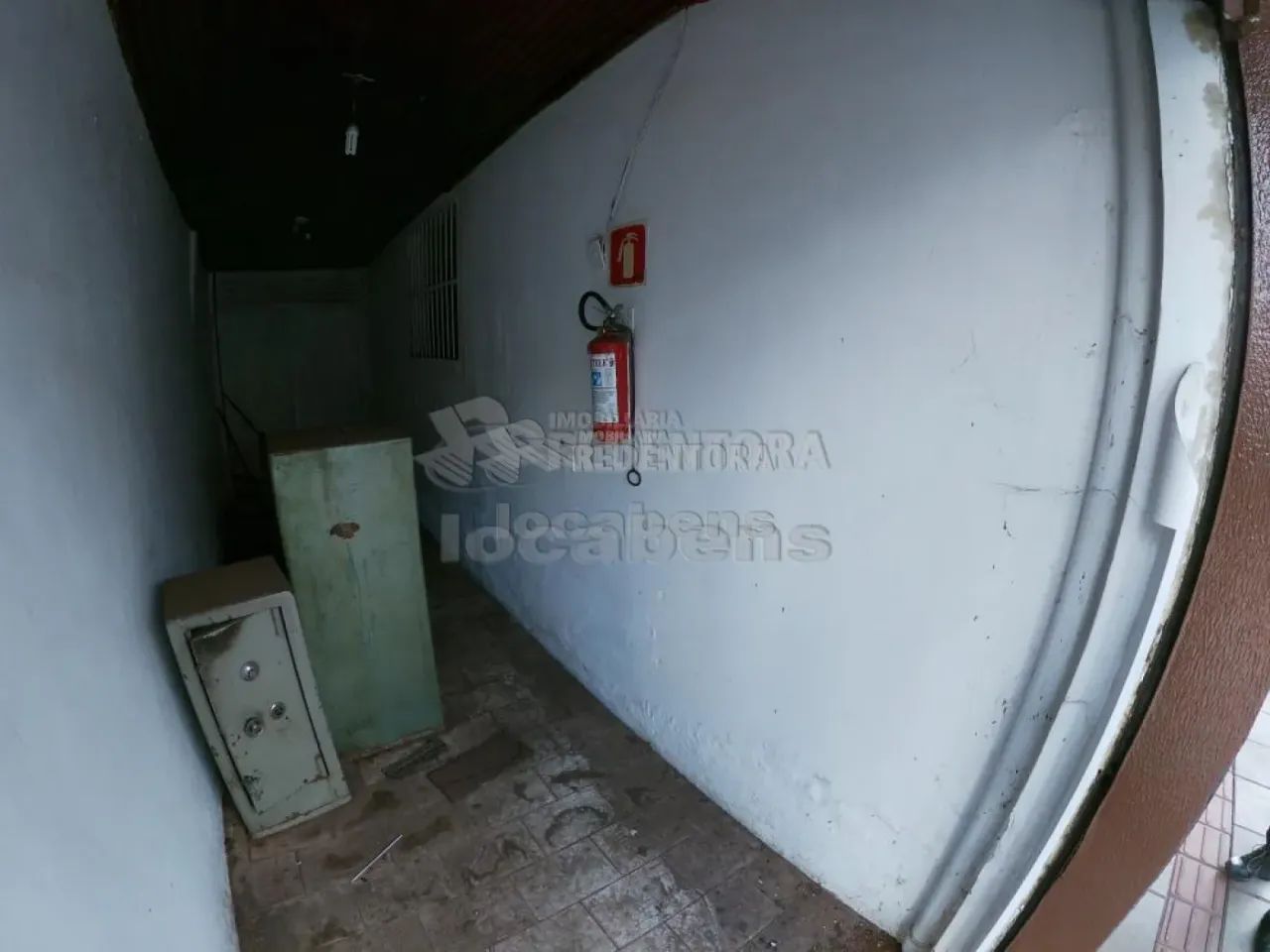 Salão Comercial 10,2m² Centro - Foto 4
