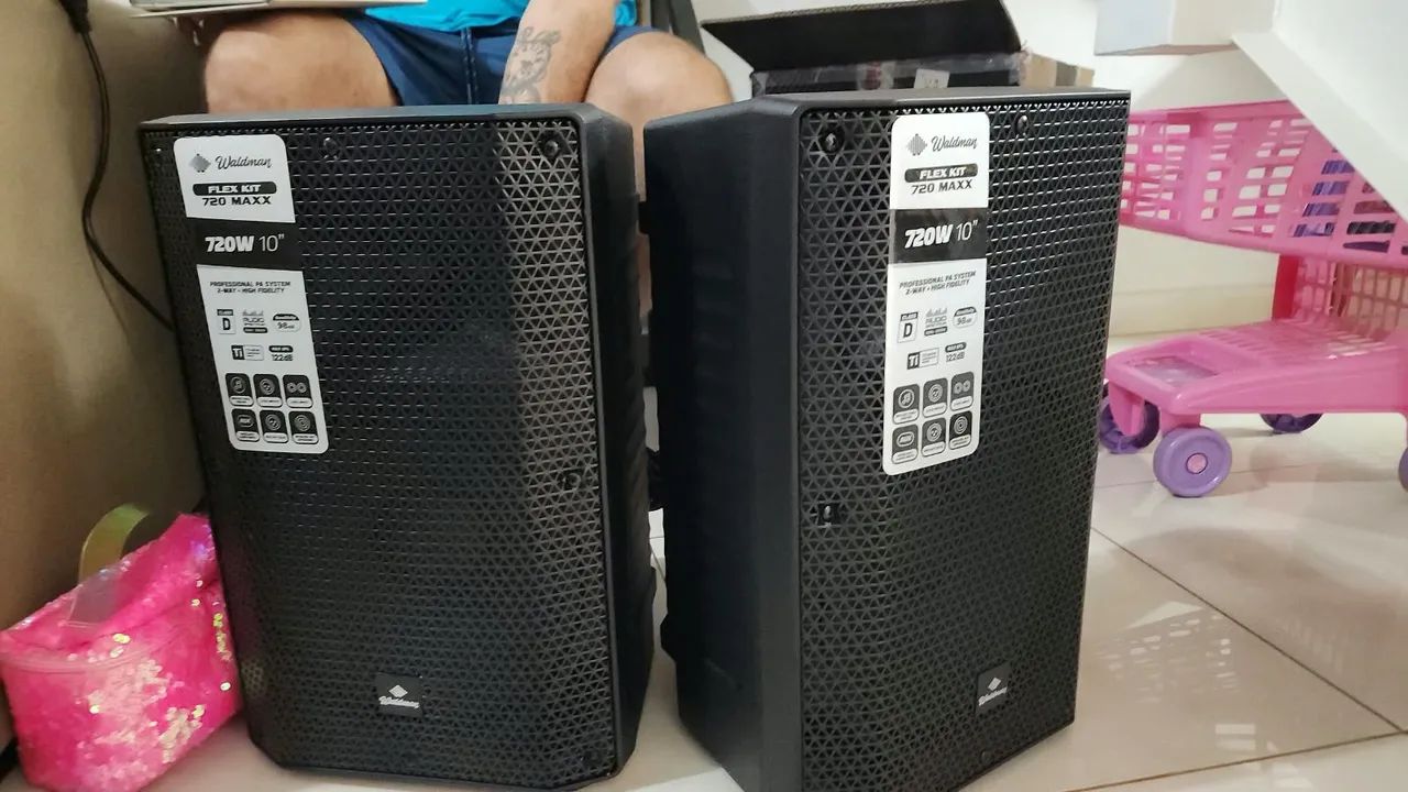 Caixa de som nova, sem uso