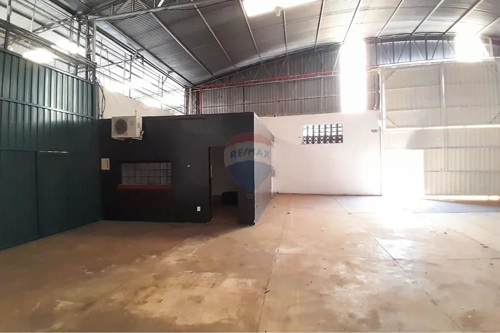 Galpão Comercial 860m², Climatizado - Foto 4
