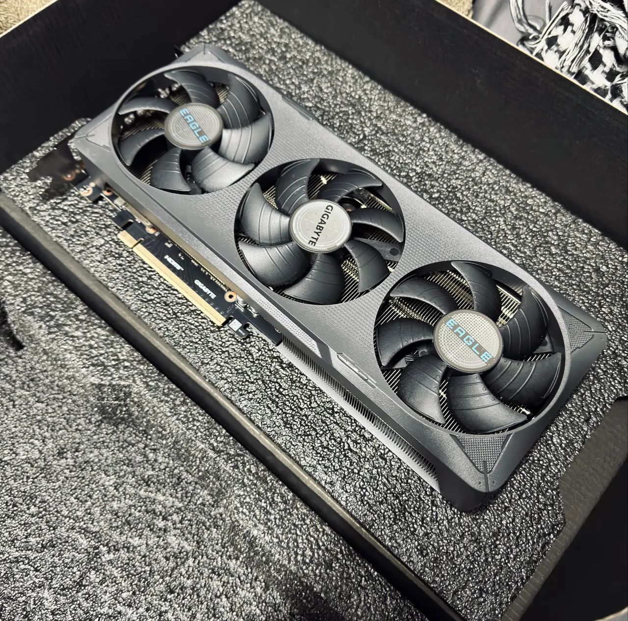 RTX 5070 3x - Foto 3