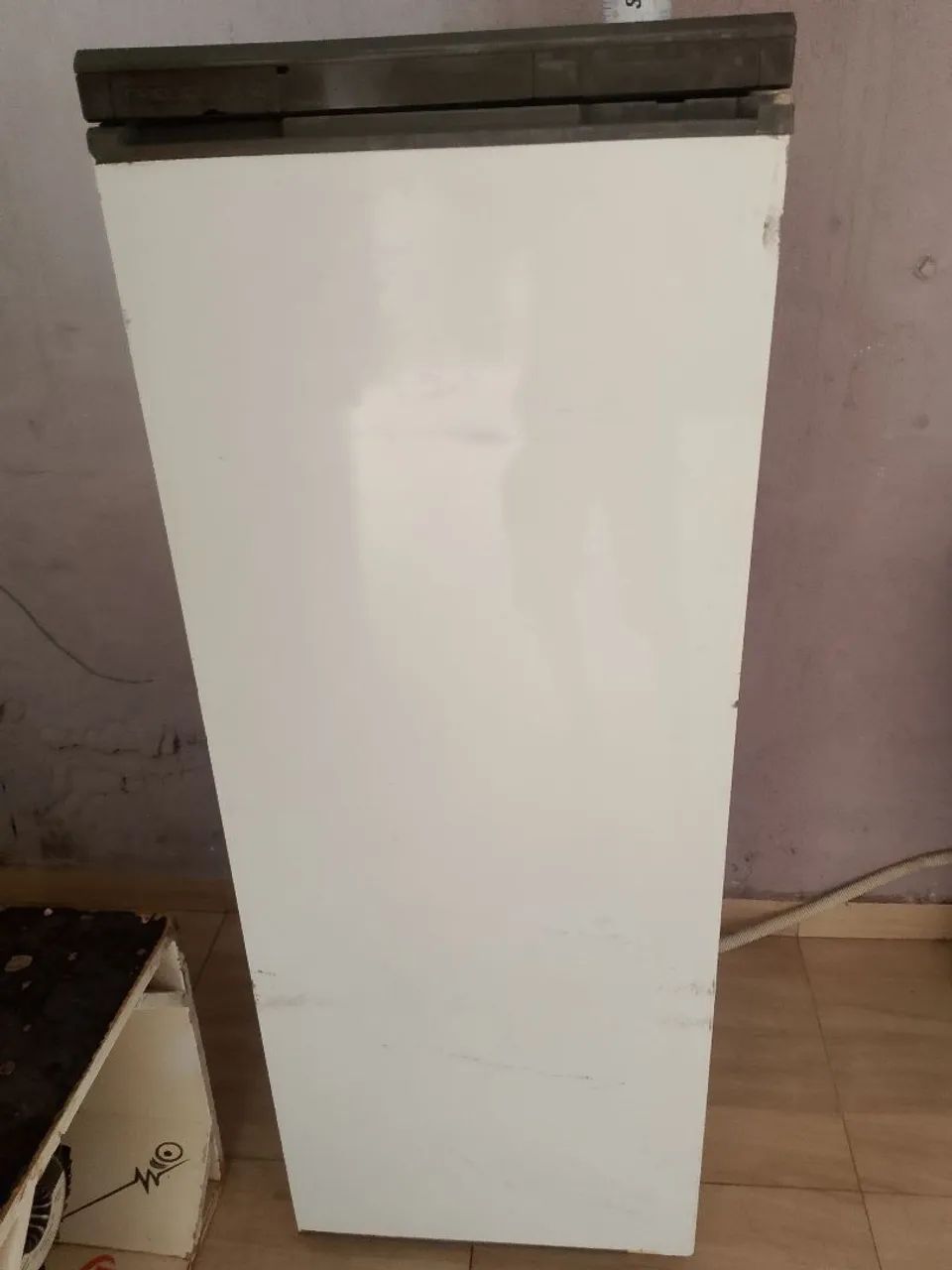 Vendo freezer 220