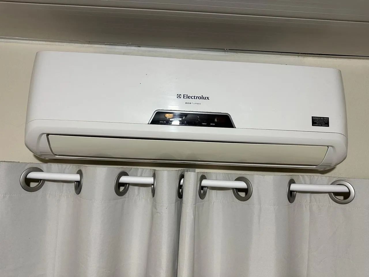 Vendo ar-condicionado Electrolux