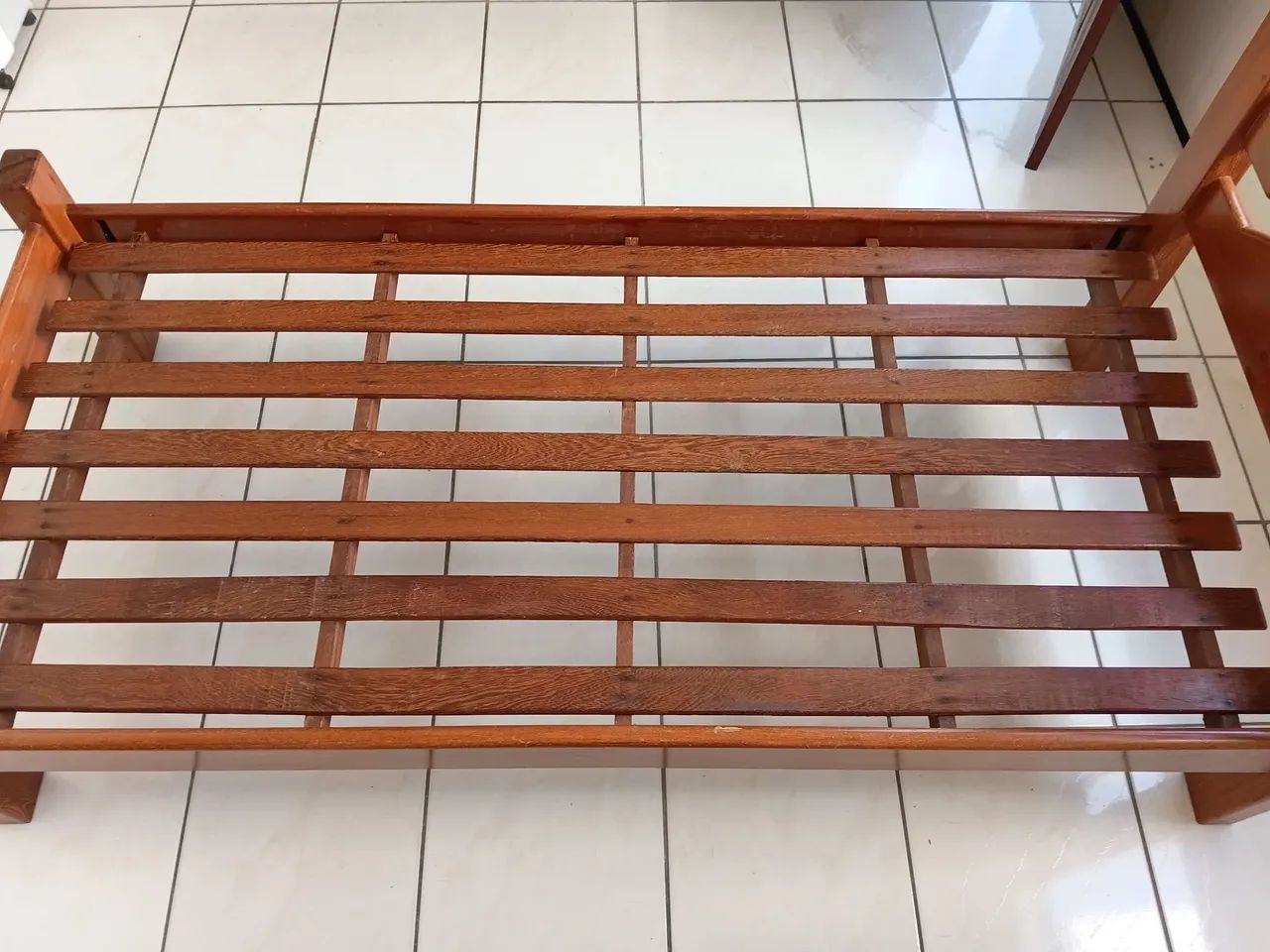 CAMA SOLTEIRO MADEIRA MACIÇA NOVÍSSIMA!! - Foto 5