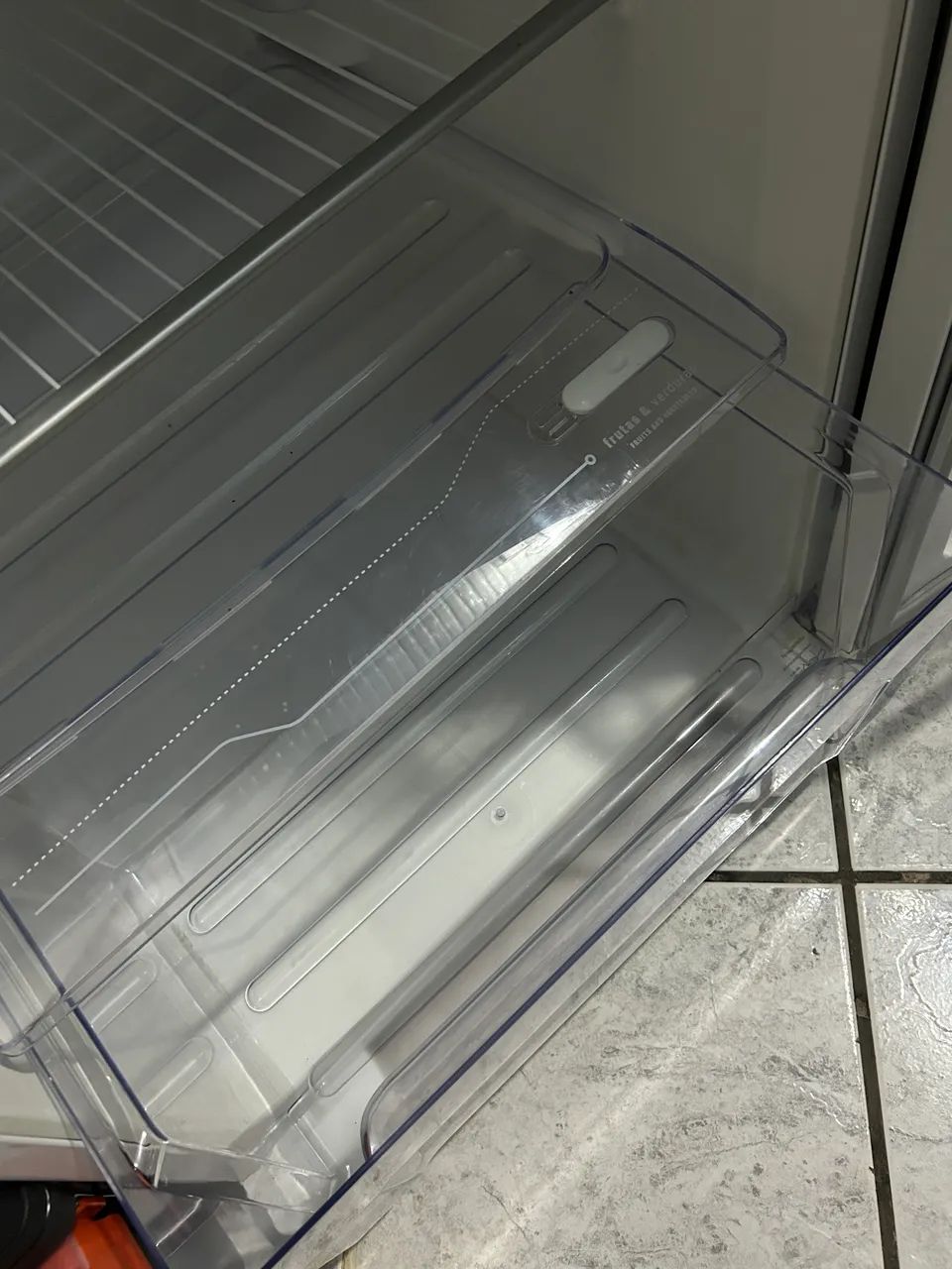 Geladeira Electrolux 322 litros - só ligar e usar - Foto 3