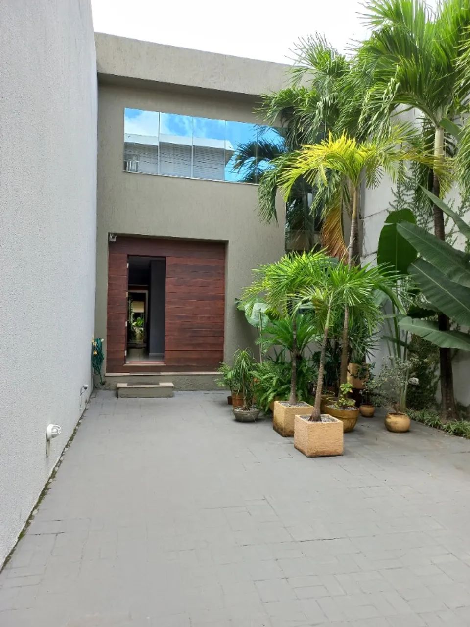 SALAS COMERCIAIS MOBILIADAS NA DOCA DE SOUZA FRANCO