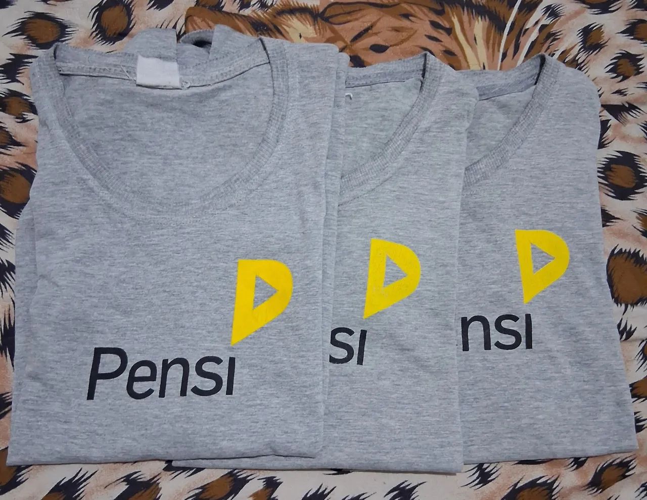 VENDO CAMISAS PENSI 