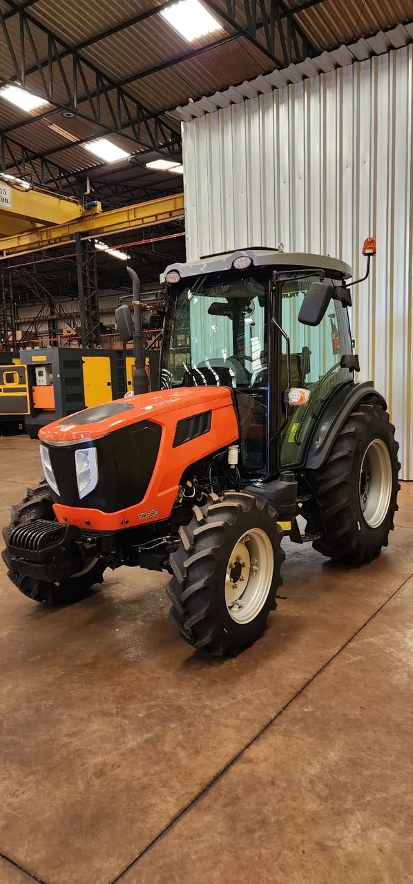 Trator 80CV