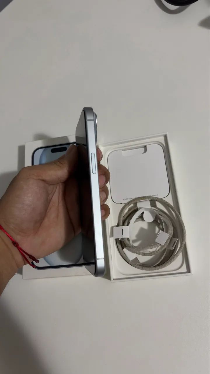 iPhone 15 com caixa e cabo original - Foto 4