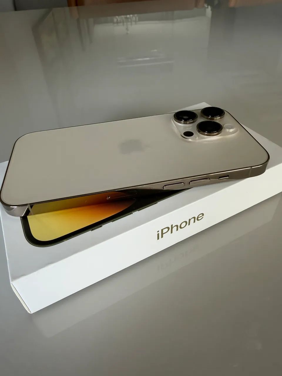 Apple iPhone 14 Pro Max (256 GB) Dourado - Foto 3