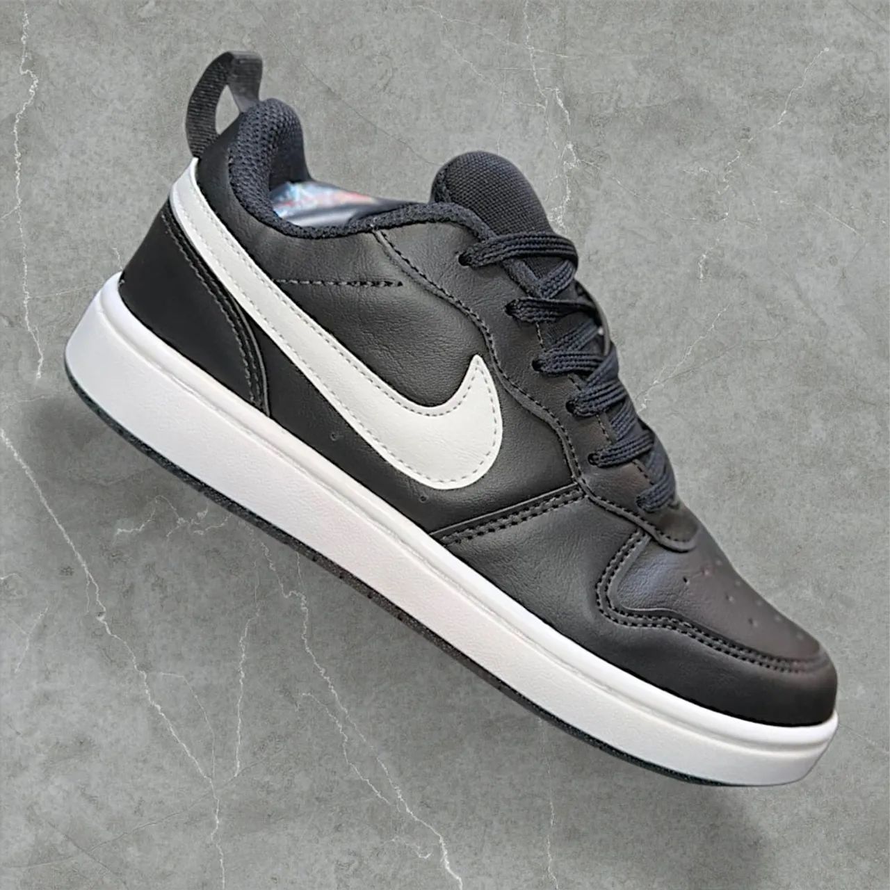 Tênis Nike Court Borough Low 