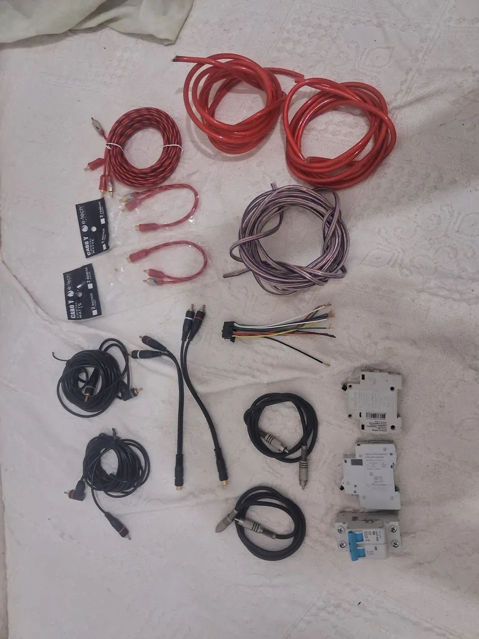 Peca de som automotivo 