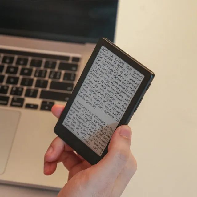 E-reader XTEINK X4 PRETO