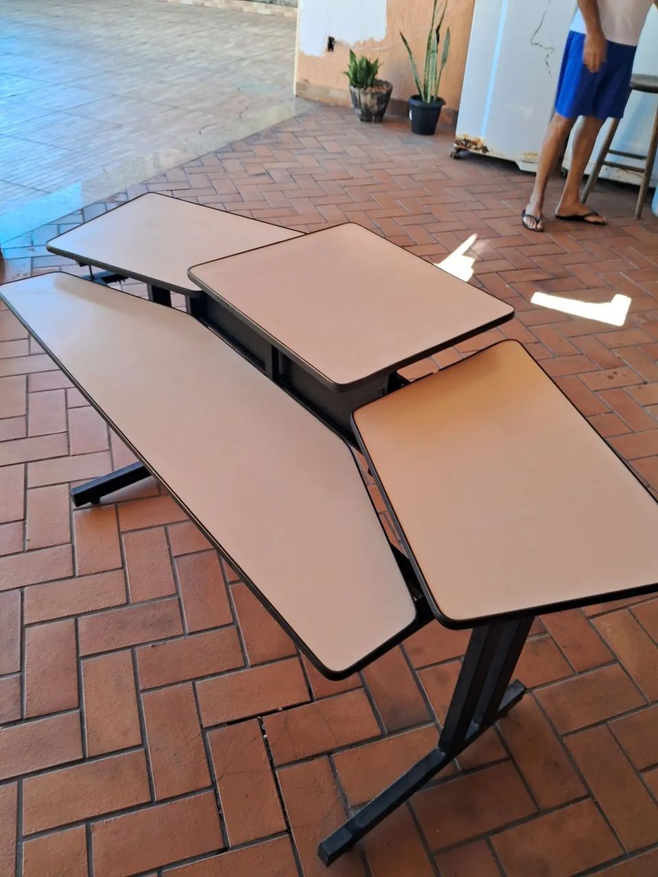 Mesa para computador em ótimo estado. - Foto 3