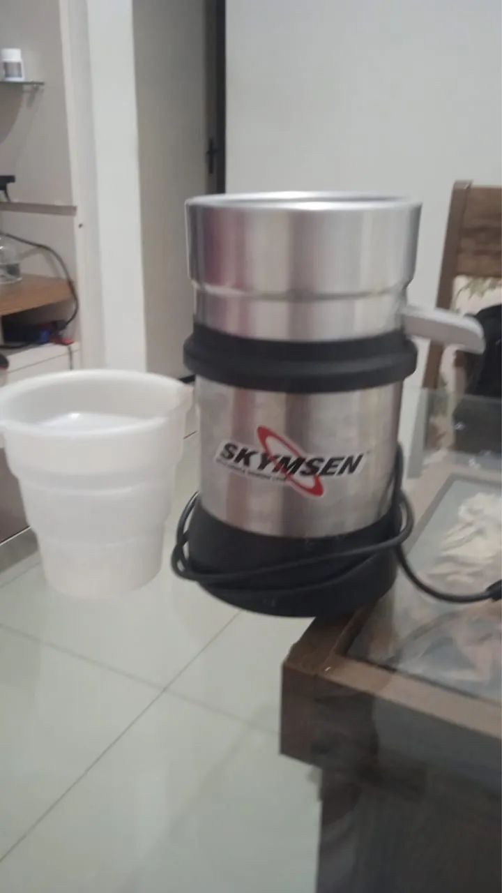 EXTRATOR DE SUCO SKYMSEN