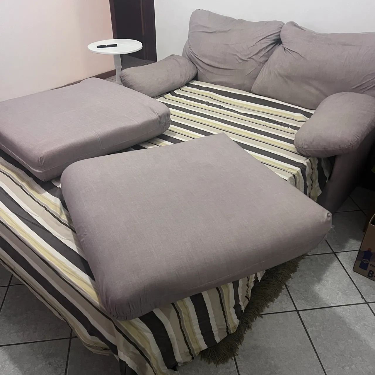 sofá cama usado ótimo para apto de aluguel  - Foto 2
